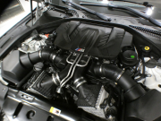 BMW Mシリーズ M6ｶﾌﾞﾘｵﾚ　ｺﾝﾌｫA 赤革/黒幌 ﾋｰﾀｰ ﾍﾞﾝﾁﾚｰﾀｰ ﾏｯｻｰｼﾞ機能 iﾄﾞﾗｲﾌﾞﾅﾋﾞ(CIC) ☆B&Oｻｳﾝﾄﾞ ﾄｯﾌﾟ&ｻｲﾄﾞﾋﾞｭｰｶﾒﾗ PDC ﾍｯﾄﾞｱｯﾌﾟDSP LEDﾗｲﾄ 専用ｴｸﾃﾘｱ&20AW 560ps　2年保証