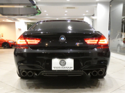 BMW Mシリーズ M6ｸﾞﾗﾝｸｰﾍﾟ　ｺﾝﾌｫA ﾚｰﾝCHW 赤革 ﾋｰﾀｰ ﾍﾞﾝﾁﾚｰﾀｰ iﾄﾞﾗｲﾌﾞﾅﾋﾞ(CIC) ☆B&Oｻｳﾝﾄﾞ ﾄｯﾌﾟ&ｻｲﾄﾞﾋﾞｭｰｶﾒﾗ ﾅｲﾄﾋﾞｼﾞｮﾝ PDC ﾍｯﾄﾞｱｯﾌﾟDSP LEDﾗｲﾄ 専用ｴｸﾃﾘｱ&20AW 560ps　2年保証