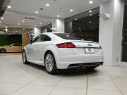 アウディ TTクーペ TTｸｰﾍﾟ 2.0TFSI Sﾗｲﾝ&ｱｼｽﾀﾝｽPKG　ADVｷｰ ｸﾙｺﾝ 半革 MMIﾅﾋﾞTV Bｶﾒﾗ PDC ﾊﾞｰﾁｬﾙCP ﾏﾄﾘｸｽLED 前後Dﾚｺ Sﾗｲﾝｴｸｽﾃﾘｱ&18AW　2年保証