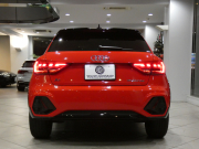 アウディ A1 A1ｽﾎﾟｰﾂﾊﾞｯｸ ｼﾃｨｶﾊﾞｰﾘﾐﾃｯﾄﾞED　限定 1ｵｰﾅｰ ADVｷｰ 追ACC ﾚｰﾝｱｼｽﾄ ｱｳﾃﾞｨﾌﾟﾚｾﾝｽ 半革 ﾋｰﾀｰ ﾀｯﾁﾚｽﾎﾟﾝｽ付MMIﾅﾋﾞ ﾊﾞｰﾁｬﾙCP Bｶﾒﾗ PDC LEDﾗｲﾄ 専用ｴｸｽﾃﾘｱ&17AW　2年保証