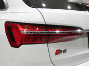 アウディ S6 S6ｱﾊﾞﾝﾄ ｴｸｽﾃﾝﾃﾞｯﾄﾞﾌﾙﾚｻﾞｰ&ﾄﾞﾗｲﾋﾞﾝｸﾞPKG　1ｵｰﾅｰ 追ACC ﾚｰﾝ&ｻｲﾄﾞｱｼｽﾄ 赤革 全席ﾋｰﾀｰ ﾀｯﾁﾚｽﾎﾟﾝｽ付MMIﾅﾋﾞTV ﾊﾞｰﾁｬﾙCP B&Oｻｳﾝﾄﾞ 全周囲ｶﾒﾗ PDC HDﾏﾄﾘｸｽLED 専用ｴｸｽﾃﾘｱ OP21AW 450ps　2年保証