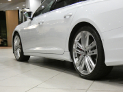 アウディ S6 S6ｱﾊﾞﾝﾄ ｴｸｽﾃﾝﾃﾞｯﾄﾞﾌﾙﾚｻﾞｰ&ﾄﾞﾗｲﾋﾞﾝｸﾞPKG　1ｵｰﾅｰ 追ACC ﾚｰﾝ&ｻｲﾄﾞｱｼｽﾄ 赤革 全席ﾋｰﾀｰ ﾀｯﾁﾚｽﾎﾟﾝｽ付MMIﾅﾋﾞTV ﾊﾞｰﾁｬﾙCP B&Oｻｳﾝﾄﾞ 全周囲ｶﾒﾗ PDC HDﾏﾄﾘｸｽLED 専用ｴｸｽﾃﾘｱ OP21AW 450ps　2年保証