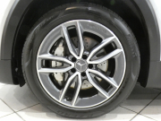 AMG GLB GLB35 4MATIC AMGｱﾄﾞﾊﾞﾝｽﾄPKG　黒&赤革 ﾋｰﾀｰ ﾊﾟﾉﾗﾏSR MBUX ﾍｯﾄﾞｱｯﾌﾟDSP Meｺﾈｸﾄ ﾜｲﾔﾚｽCH 全周囲ｶﾒﾗ PTS ﾏﾙﾁﾋﾞｰﾑLED ｱﾝﾋﾞｴﾝﾄﾗｲﾄ 専用ｴｸｽﾃﾘｱ&19AW 306ps　2年保証