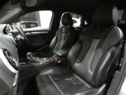 アウディ S3 S3ｾﾀﾞﾝ ﾚｻﾞｰ&LEDﾗｲﾄPKG　ADVｷｰ 追ACC ｱｳﾃﾞｨﾌﾟﾚｾﾝｽ 黒革 ﾋｰﾀｰ MMIﾅﾋﾞ Bｶﾒﾗ PDC LEDﾗｲﾄ 専用ｴｸｽﾃﾘｱ&18AW 285ps　2年保証