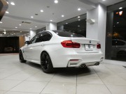 BMW Mシリーズ M3 MDCT　後期 ﾚｰﾝCHW ｸﾙｺﾝ 黒革 ﾋｰﾀｰ iﾄﾞﾗｲﾌﾞﾅﾋﾞ(第6世代ﾀｯﾁP対応) ☆harmank Bｶﾒﾗ PDC LEDﾗｲﾄ&ﾃｰﾙﾗﾝﾌﾟ 専用ｴｸｽﾃﾘｱ&19AW 431ps　2年保証