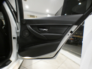 BMW Mシリーズ M3 MDCT　後期 ﾚｰﾝCHW ｸﾙｺﾝ 黒革 ﾋｰﾀｰ iﾄﾞﾗｲﾌﾞﾅﾋﾞ(第6世代ﾀｯﾁP対応) ☆harmank Bｶﾒﾗ PDC LEDﾗｲﾄ&ﾃｰﾙﾗﾝﾌﾟ 専用ｴｸｽﾃﾘｱ&19AW 431ps　2年保証