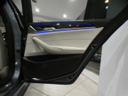 BMW 5シリーズ 523i Mｽﾎﾟｰﾂ ﾊｲﾗｲﾝ&ｲﾉﾍﾞｰｼｮﾝPKG　ｺﾝﾌｫA Dｱｼｽﾄ+ 追ACC ﾚｰﾝCHW 衝突軽減 白革 全席ﾋｰﾀｰ iﾄﾞﾗｲﾌﾞﾅﾋﾞ(第6世代ﾀｯﾁP対応) 全周囲ｶﾒﾗ PDC LEDﾗｲﾄ ｵｰﾄﾄﾗﾝｸ Mｽﾎﾟｰﾂｴｱﾛ&19AW　2年保証