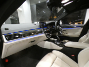 BMW 5シリーズ 523i Mｽﾎﾟｰﾂ ﾊｲﾗｲﾝ&ｲﾉﾍﾞｰｼｮﾝPKG　ｺﾝﾌｫA Dｱｼｽﾄ+ 追ACC ﾚｰﾝCHW 衝突軽減 白革 全席ﾋｰﾀｰ iﾄﾞﾗｲﾌﾞﾅﾋﾞ(第6世代ﾀｯﾁP対応) 全周囲ｶﾒﾗ PDC LEDﾗｲﾄ ｵｰﾄﾄﾗﾝｸ Mｽﾎﾟｰﾂｴｱﾛ&19AW　2年保証