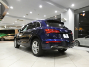 アウディ Q5 Q5 2.0TFSIｸﾜﾄﾛｽﾎﾟｰﾂ Sﾗｲﾝ&ｱｼｽﾀﾝｽPKG　☆1ｵｰﾅｰ ADVｷｰ 追ACC ﾚｰﾝ&ｻｲﾄﾞｱｼｽﾄ ﾊﾟｰｸｱｼｽﾄ 半革 全席ﾋｰﾀｰ MMIﾅﾋﾞ ﾊﾞｰﾁｬﾙCP 全周ｶﾒﾗ PDC ﾃﾞｼﾞﾀﾙﾐﾗｰ  ﾏﾄﾘｸｽLED ｱﾝﾋﾞｴﾝﾄﾗｲﾄ Sﾗｲﾝｴｸｽﾃﾘｱ&19AW　2年保証