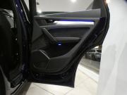 アウディ Q5 Q5 2.0TFSIｸﾜﾄﾛｽﾎﾟｰﾂ Sﾗｲﾝ&ｱｼｽﾀﾝｽPKG　☆1ｵｰﾅｰ ADVｷｰ 追ACC ﾚｰﾝ&ｻｲﾄﾞｱｼｽﾄ ﾊﾟｰｸｱｼｽﾄ 半革 全席ﾋｰﾀｰ MMIﾅﾋﾞ ﾊﾞｰﾁｬﾙCP 全周ｶﾒﾗ PDC ﾃﾞｼﾞﾀﾙﾐﾗｰ  ﾏﾄﾘｸｽLED ｱﾝﾋﾞｴﾝﾄﾗｲﾄ Sﾗｲﾝｴｸｽﾃﾘｱ&19AW　2年保証