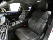 BMW 7シリーズ 740i ﾌﾟﾗｽPKG　☆有償色 ｺﾝﾌｫA Dｱｼｽﾄ+ 追ACC ﾚｰﾝCHW 衝突軽減 黒革 全席ﾋｰﾀｰ ﾏｯｻｰｼﾞ ｻﾝﾙｰﾌ iﾄﾞﾗｲﾌﾞﾅﾋﾞ(第6世代ﾀｯﾁP対応) 全周囲ｶﾒﾗ PDC ☆ﾚｰｻﾞｰﾗｲﾄ ｵｰﾄﾄﾗﾝｸ ﾛﾜﾘﾝｸﾞKIT 20AW　2年保証