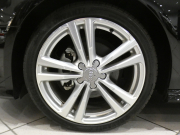 アウディ A3スポーツバック A3ｽﾎﾟｰﾂﾊﾞｯｸ 1.4TFSI Sﾗｲﾝ&ｱｼｽﾀﾝｽPKG　ADVｷｰ 追ACC ﾚｰﾝ&ｻｲﾄﾞｱｼｽﾄ 衝突軽減 半革 ﾋｰﾀｰ MMIﾅﾋﾞ ﾊﾞｰﾁｬﾙCP Bｶﾒﾗ PDC ｽﾏｰﾄﾌｫﾝIF LEDﾗｲﾄ Sﾗｲﾝｴｸｽﾃﾘｱ&18AW　2年保証