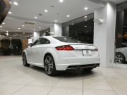 アウディ TTクーペ TTｸｰﾍﾟ 2.0TFSIｸﾜﾄﾛ ｽﾀｲﾙ+　☆限定車 1ｵｰﾅｰ ｻｲﾄﾞｱｼｽﾄ ｴﾌｪｸﾄｸﾛｽｼｰﾄ MMIﾅﾋﾞ ﾊﾞｰﾁｬﾙCP ｽﾏｰﾄﾌｫﾝIF Bｶﾒﾗ PDC ﾏﾄﾘｸｽLED 純正前後Dﾚｺ Sﾗｲﾝｴｸｽﾃﾘｱ 19AW　2年保証