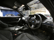 BMW 2シリーズ M235iｸｰﾍﾟ　☆6速MT ｺﾝﾌｫA ｸﾙｺﾝ ﾚｰﾝDW ｲﾝﾃﾘS ﾍｷｻｺﾞﾝｸﾛｽｼｰﾄ iﾄﾞﾗｲﾌﾞﾅﾋﾞ(NBT-EVO) TVﾁｭｰﾅｰ Bｶﾒﾗ PDC ｷｾﾉﾝ 専用ｴｸｽﾃﾘｱ&18AW Mｻｽ 326ps　2年保証