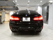 BMW Mシリーズ M5 ｺﾝﾌｫｰﾄPKG　☆1ｵｰﾅｰ Dｱｼｽﾄ+ 追ACC ﾚｰﾝCHW 衝突軽減 ☆白革 ﾏｯｻｰｼﾞ ﾋｰﾀｰ&ﾍﾞﾝﾁﾚｰﾀｰ iﾄﾞﾗｲﾌﾞﾅﾋﾞ(第6世代 ﾀｯﾁP対応) 全周囲ｶﾒﾗ PDC ﾍｯﾄﾞUDSP harman/k LEDﾗｲﾄ ｱﾝﾋﾞｴﾝﾄｴｱP 専用ｴｸｽﾃﾘｱ&20AW ｽﾎﾟｰﾂEX 600ps　2年保証　