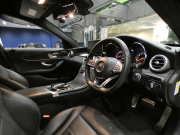 メルセデスベンツ Cクラス C250ｽﾎﾟｰﾂ ﾚｰﾀﾞｰｾｰﾌﾃｨPKG　ｷｰﾚｽｺﾞｰ ☆有償色 黒革 ﾋｰﾀｰ ﾅﾋﾞTV Bｶﾒﾗ PTS LEDﾗｲﾄ ｱﾝﾋﾞｴﾝﾄﾗｲﾄ ﾊﾟﾅﾒﾘｶｰﾅｸﾞﾘﾙ ﾄﾗﾝｸｽﾎﾟｲﾗｰ AMGｽﾀｲﾘﾝｸﾞ&19AW　2年保証