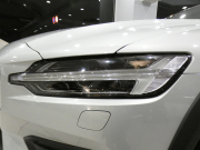 ボルボ V60 V60ｸﾛｽｶﾝﾄﾘｰ T5ﾌﾟﾛ AWD　追ACC･LKA･ LCMA 白革 ﾋｰﾀｰ ﾍﾞﾝﾁﾚｰﾀｰ ﾏｯｻｰｼﾞ機能 ﾀｯﾁｽｸﾘｰﾝHDDﾅﾋﾞTV harman/K 全周囲ｶﾒﾗ ﾍｯﾄﾞｱｯﾌﾟDSP LEDﾗｲﾄ ｵｰﾄﾃｰﾙｹﾞｰﾄ 19AW　2年保証