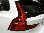 ボルボ V60 V60ｸﾛｽｶﾝﾄﾘｰ ｱﾙﾃｨﾒｯﾄB5 AWD　1ｵｰﾅｰ 追ACC･LKA･ BLIS 茶革 全席ﾋｰﾀｰ ﾍﾞﾝﾁﾚｰﾀｰ ﾏｯｻｰｼﾞ ☆ﾊﾟﾉﾗﾏSR ☆ｸﾘｽﾀﾙｼﾌﾄﾉﾌﾞ  ﾀｯﾁｽｸﾘｰﾝGoogleﾅﾋﾞ harman/K 全周ｶﾒﾗ LEDﾗｲﾄ ｵｰﾄﾃｰﾙｹﾞｰﾄ 19AW B5EG+ﾓｰﾀｰ　2年保証