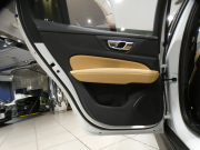 ボルボ V60 V60ｸﾛｽｶﾝﾄﾘｰ ｱﾙﾃｨﾒｯﾄB5 AWD　1ｵｰﾅｰ 追ACC･LKA･ BLIS 茶革 全席ﾋｰﾀｰ ﾍﾞﾝﾁﾚｰﾀｰ ﾏｯｻｰｼﾞ ☆ﾊﾟﾉﾗﾏSR ☆ｸﾘｽﾀﾙｼﾌﾄﾉﾌﾞ  ﾀｯﾁｽｸﾘｰﾝGoogleﾅﾋﾞ harman/K 全周ｶﾒﾗ LEDﾗｲﾄ ｵｰﾄﾃｰﾙｹﾞｰﾄ 19AW B5EG+ﾓｰﾀｰ　2年保証