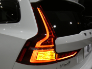 ボルボ V60 V60ｸﾛｽｶﾝﾄﾘｰ ｱﾙﾃｨﾒｯﾄB5 AWD　1ｵｰﾅｰ 追ACC･LKA･ BLIS 茶革 全席ﾋｰﾀｰ ﾍﾞﾝﾁﾚｰﾀｰ ﾏｯｻｰｼﾞ ☆ﾊﾟﾉﾗﾏSR ☆ｸﾘｽﾀﾙｼﾌﾄﾉﾌﾞ  ﾀｯﾁｽｸﾘｰﾝGoogleﾅﾋﾞ harman/K 全周ｶﾒﾗ LEDﾗｲﾄ ｵｰﾄﾃｰﾙｹﾞｰﾄ 19AW B5EG+ﾓｰﾀｰ　2年保証