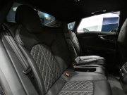 アウディ S7 S7ｽﾎﾟｰﾂﾊﾞｯｸ　☆1ｵｰﾅｰ ADVｷｰ 黒革 全席ﾋｰﾀｰ ｻﾝﾙｰﾌ MMIﾅﾋﾞ BOSE Bｶﾒﾗ PDC ﾘｱ独立AC LEDﾗｲﾄ 専用ｴｸｽﾃﾘｱ&20AW 420ps　2年保証