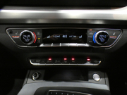 アウディ Q5 Q5 2.0TFSIｸﾜﾄﾛｽﾎﾟｰﾂ Sﾗｲﾝ&ｱｼｽﾀﾝｽPKG　ADVｷｰ 追ACC ｻｲﾄﾞｱｼｽﾄ ｱｳﾃﾞｨﾌﾟﾚｾﾝｽ ﾊﾟｰｸｱｼｽﾄ 半革 ﾋｰﾀｰ MMIﾅﾋﾞ ﾊﾞｰﾁｬﾙCP 全周ｶﾒﾗ PDC LEDﾗｲﾄ Sﾗｲﾝｴｸｽﾃﾘｱ&19AW　2年保証