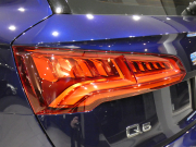 アウディ Q5 Q5 2.0TFSIｸﾜﾄﾛｽﾎﾟｰﾂ Sﾗｲﾝ&ｱｼｽﾀﾝｽPKG　ADVｷｰ 追ACC ｻｲﾄﾞｱｼｽﾄ ｱｳﾃﾞｨﾌﾟﾚｾﾝｽ ﾊﾟｰｸｱｼｽﾄ 半革 ﾋｰﾀｰ MMIﾅﾋﾞ ﾊﾞｰﾁｬﾙCP 全周ｶﾒﾗ PDC LEDﾗｲﾄ Sﾗｲﾝｴｸｽﾃﾘｱ&19AW　2年保証