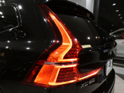 ボルボ XC60 XC60 B6 AWD Rﾃﾞｻﾞｲﾝ　☆1ｵｰﾅｰ ｼﾃｨｾｰﾌﾃｨ ACC･BLIS 黒半革 全席ﾋｰﾀｰ ﾀｯﾁｽｸﾘｰﾝHDDﾅﾋﾞTV harman/K 全周囲ｶﾒﾗ ﾍｯﾄﾞｱｯﾌﾟDSP LEDﾗｲﾄ Rﾃﾞｻﾞｲﾝ専用ｴｸｽﾃﾘｱ&21AW 300ps　2年保証