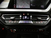 BMW 2シリーズ M235i Xﾄﾞﾗｲﾌﾞ ｸﾞﾗﾝｸｰﾍﾟ　ｺﾝﾌｫA Dｱｼｽﾄ 追ACC ﾚｰﾝDW 衝突軽減 黒革 ﾋｰﾀｰ iﾄﾞﾗｲﾌﾞﾅﾋﾞ(第7世代) Bｶﾒﾗ PDC LEDﾗｲﾄ ｱﾝﾋﾞｴﾝﾄﾗｲﾄ 専用ｴｸｽﾃﾘｱ&18AW 306ps　2年保証