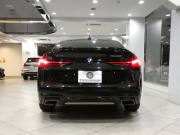 BMW 2シリーズ M235i Xﾄﾞﾗｲﾌﾞ ｸﾞﾗﾝｸｰﾍﾟ　ｺﾝﾌｫA Dｱｼｽﾄ 追ACC ﾚｰﾝDW 衝突軽減 黒革 ﾋｰﾀｰ iﾄﾞﾗｲﾌﾞﾅﾋﾞ(第7世代) Bｶﾒﾗ PDC LEDﾗｲﾄ ｱﾝﾋﾞｴﾝﾄﾗｲﾄ 専用ｴｸｽﾃﾘｱ&18AW 306ps　2年保証