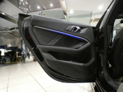 BMW 2シリーズ M235i Xﾄﾞﾗｲﾌﾞ ｸﾞﾗﾝｸｰﾍﾟ　ｺﾝﾌｫA Dｱｼｽﾄ 追ACC ﾚｰﾝDW 衝突軽減 黒革 ﾋｰﾀｰ iﾄﾞﾗｲﾌﾞﾅﾋﾞ(第7世代) Bｶﾒﾗ PDC LEDﾗｲﾄ ｱﾝﾋﾞｴﾝﾄﾗｲﾄ 専用ｴｸｽﾃﾘｱ&18AW 306ps　2年保証