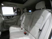 ボルボ V60 V60 T5 ｲﾝｽｸﾘﾌﾟｼｮﾝ　追ACC･LKA･ LCMA 白革 ﾋｰﾀｰ ﾍﾞﾝﾁﾚｰﾀｰ ﾏｯｻｰｼﾞ☆革張りﾀﾞｯｼｭﾎﾞｰﾄﾞ ☆ﾊﾟﾉﾗﾏSR ﾀｯﾁｽｸﾘｰﾝHDDﾅﾋﾞTV ☆B&Wｻｳﾝﾄﾞ 全周ｶﾒﾗ ﾍｯﾄﾞｱｯﾌﾟDSP LEDﾗｲﾄ ｵｰﾄﾃｰﾙｹﾞｰﾄ OP19AW　2年保証