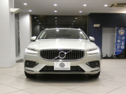 ボルボ V60 V60 T5 ｲﾝｽｸﾘﾌﾟｼｮﾝ　追ACC･LKA･ LCMA 白革 ﾋｰﾀｰ ﾍﾞﾝﾁﾚｰﾀｰ ﾏｯｻｰｼﾞ☆革張りﾀﾞｯｼｭﾎﾞｰﾄﾞ ☆ﾊﾟﾉﾗﾏSR ﾀｯﾁｽｸﾘｰﾝHDDﾅﾋﾞTV ☆B&Wｻｳﾝﾄﾞ 全周ｶﾒﾗ ﾍｯﾄﾞｱｯﾌﾟDSP LEDﾗｲﾄ ｵｰﾄﾃｰﾙｹﾞｰﾄ OP19AW　2年保証