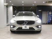 ボルボ V60 V60 T5 ｲﾝｽｸﾘﾌﾟｼｮﾝ　追ACC･LKA･ LCMA 白革 ﾋｰﾀｰ ﾍﾞﾝﾁﾚｰﾀｰ ﾏｯｻｰｼﾞ☆革張りﾀﾞｯｼｭﾎﾞｰﾄﾞ ☆ﾊﾟﾉﾗﾏSR ﾀｯﾁｽｸﾘｰﾝHDDﾅﾋﾞTV ☆B&Wｻｳﾝﾄﾞ 全周ｶﾒﾗ ﾍｯﾄﾞｱｯﾌﾟDSP LEDﾗｲﾄ ｵｰﾄﾃｰﾙｹﾞｰﾄ OP19AW　2年保証