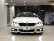 BMW 4シリーズ 420iｸﾞﾗﾝｸｰﾍﾟｽﾀｲﾙﾏｲｽﾀｰ　☆関西地区限定 追ACC ﾚｰﾝCHW 赤革 ﾋｰﾀｰ ☆ﾚｻﾞｰﾀﾞｯｼｭﾎﾞｰﾄﾞ iﾄﾞﾗｲﾌﾞﾅﾋﾞ(NBT-EVO) TV Bｶﾒﾗ PDC LEDﾗｲﾄ Mｽﾎﾟｰﾂｴｱﾛ&19AW ☆H&Rｻｽ ☆ﾐﾈﾗﾙﾎﾜｲﾄ　2年保証