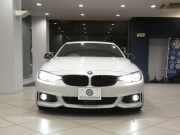 BMW 4シリーズ 420iｸﾞﾗﾝｸｰﾍﾟｽﾀｲﾙﾏｲｽﾀｰ　☆関西地区限定 追ACC ﾚｰﾝCHW 赤革 ﾋｰﾀｰ ☆ﾚｻﾞｰﾀﾞｯｼｭﾎﾞｰﾄﾞ iﾄﾞﾗｲﾌﾞﾅﾋﾞ(NBT-EVO) TV Bｶﾒﾗ PDC LEDﾗｲﾄ Mｽﾎﾟｰﾂｴｱﾛ&19AW ☆H&Rｻｽ ☆ﾐﾈﾗﾙﾎﾜｲﾄ　2年保証
