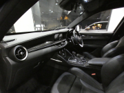 アルファロメオ ステルヴィオ ｽﾃﾙｳﾞｲｵ V6ﾋﾞﾀｰﾎﾞ ｸｱﾄﾞﾘﾌｫﾘｵ　追ACC ﾚｰﾝﾃﾞｨﾊﾟｰﾁｬｰ&ﾌﾞﾗｲﾝﾄﾞｽﾎﾟｯﾄ 黒半革 ﾋｰﾀｰ ｽﾃｱﾋｰﾀｰ Connectｼｽﾃﾑ ｱﾝﾄﾞﾛｲﾄﾞｵｰﾄ harman/Kardon Bｶﾒﾗ ｷｾﾉﾝ 専用ｴｸｽﾃﾘｱ&20AW ﾀﾞｳﾝｻｽ EBM 可変ﾏﾌﾗｰ 510ps　2年保証