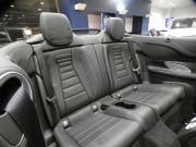 メルセデスベンツ Eクラス E200ｶﾌﾞﾘｵﾚ ｽﾎﾟｰﾂ ﾚｻﾞｰ&ﾚｰﾀﾞｰｾｰﾌﾃｨPKG　黒革/黒幌 ﾋｰﾀｰ&ｴｱｽｶｰﾌ ﾅﾋﾞTV ☆ﾌﾞﾙﾒｽﾀｰ 全周囲ｶﾒﾗ PTS ｴｱﾊﾞﾗﾝｽ ﾏﾙﾁﾋﾞｰﾑLED ｱﾝﾋﾞｴﾝﾄﾗｲﾄ AMGｽﾀｲﾘﾝｸﾞ&19AW　2年保証