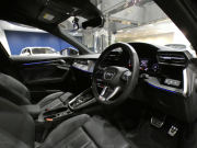 アウディ A3 A3ｾﾀﾞﾝ 30TFSI Sﾗｲﾝ ｺﾝﾋﾞﾆｴﾝｽ&ｱｼｽﾀﾝｽ&ﾃｸﾉﾛｼﾞｰ&SﾗｲﾝﾌﾟﾗｽPKG　ADVｷｰ 追ACC ｻｲﾄﾞｱｼｽﾄ ｱｳﾃﾞｨﾌﾟﾚｾﾝｽ MMIﾅﾋﾞ(ﾀｯﾁﾚｽﾎﾟﾝｽ付) ﾊﾞｰﾁｬﾙCP ﾜｲﾔﾚｽCH Bｶﾒﾗ PDC ☆ﾏﾄﾘｸｽLED ｱﾝﾋﾞｴﾝﾄﾗｲﾄ Sﾗｲﾝｴｸｽﾃﾘｱ&18AW　2年保証