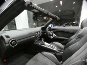 アウディ TTロードスター TTﾛｰﾄﾞｽﾀｰ 2.0TFSIｸﾜﾄﾛ SﾗｲﾝPKG　ADVｷｰ 黒幌/黒半革 Pｼｰﾄ MMIﾅﾋﾞTV ﾊﾞｰﾁｬﾙCP Bｶﾒﾗ ☆ﾏﾄﾘｸｽLED Sﾗｲﾝｴｸｽﾃﾘｱ&18AW ☆KWｻｽﾍﾟﾝｼｮﾝ ﾚﾑｽﾏﾌﾗｰ　2年保証