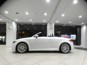 アウディ TTロードスター TTﾛｰﾄﾞｽﾀｰ 2.0TFSIｸﾜﾄﾛ SﾗｲﾝPKG　ADVｷｰ 黒幌/黒半革 Pｼｰﾄ MMIﾅﾋﾞTV ﾊﾞｰﾁｬﾙCP Bｶﾒﾗ ☆ﾏﾄﾘｸｽLED Sﾗｲﾝｴｸｽﾃﾘｱ&18AW ☆KWｻｽﾍﾟﾝｼｮﾝ ﾚﾑｽﾏﾌﾗｰ　2年保証