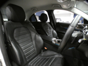 メルセデスベンツ Cクラス C200 ｴｸｽｸﾙｰｼﾌﾞﾗｲﾝﾘﾐﾃｯﾄﾞ(本革仕様) ﾚｰﾀﾞｰｾｰﾌﾃｨPKG　☆限定300台 ☆1ｵｰﾅｰ 黒革 ﾋｰﾀｰ ﾅﾋﾞTV Bｶﾒﾗ PTS ☆ｴｱﾊﾞﾗﾝｽ LEDﾗｲﾄ ｱﾝﾋﾞｴﾝﾄﾗｲﾄ ｵｰﾄﾄﾗﾝｸ 専用ﾃﾞｻﾞｲﾝｴｸｽﾃﾘｱ&17AW　2年保証