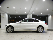 メルセデスベンツ Cクラス C200 ｴｸｽｸﾙｰｼﾌﾞﾗｲﾝﾘﾐﾃｯﾄﾞ(本革仕様) ﾚｰﾀﾞｰｾｰﾌﾃｨPKG　☆限定300台 ☆1ｵｰﾅｰ 黒革 ﾋｰﾀｰ ﾅﾋﾞTV Bｶﾒﾗ PTS ☆ｴｱﾊﾞﾗﾝｽ LEDﾗｲﾄ ｱﾝﾋﾞｴﾝﾄﾗｲﾄ ｵｰﾄﾄﾗﾝｸ 専用ﾃﾞｻﾞｲﾝｴｸｽﾃﾘｱ&17AW　2年保証