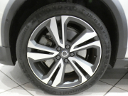 ボルボ V60 V60ｸﾛｽｶﾝﾄﾘｰ T5ﾌﾟﾛ AWD　☆1ｵｰﾅｰ 追ACC･LKA･ LCMA 白革 ﾋｰﾀｰ ﾍﾞﾝﾁﾚｰﾀｰ ﾏｯｻｰｼﾞ機能 ﾀｯﾁｽｸﾘｰﾝHDDﾅﾋﾞTV harman/K 全周囲ｶﾒﾗ ﾍｯﾄﾞｱｯﾌﾟDSP LEDﾗｲﾄ ｵｰﾄﾃｰﾙｹﾞｰﾄ 19AW　2年保証