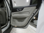 ボルボ V60 V60ｸﾛｽｶﾝﾄﾘｰ T5ﾌﾟﾛ AWD　☆1ｵｰﾅｰ 追ACC･LKA･ LCMA 白革 ﾋｰﾀｰ ﾍﾞﾝﾁﾚｰﾀｰ ﾏｯｻｰｼﾞ機能 ﾀｯﾁｽｸﾘｰﾝHDDﾅﾋﾞTV harman/K 全周囲ｶﾒﾗ ﾍｯﾄﾞｱｯﾌﾟDSP LEDﾗｲﾄ ｵｰﾄﾃｰﾙｹﾞｰﾄ 19AW　2年保証