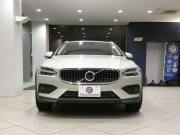 ボルボ V60 V60ｸﾛｽｶﾝﾄﾘｰ T5ﾌﾟﾛ AWD　☆1ｵｰﾅｰ 追ACC･LKA･ LCMA 白革 ﾋｰﾀｰ ﾍﾞﾝﾁﾚｰﾀｰ ﾏｯｻｰｼﾞ機能 ﾀｯﾁｽｸﾘｰﾝHDDﾅﾋﾞTV harman/K 全周囲ｶﾒﾗ ﾍｯﾄﾞｱｯﾌﾟDSP LEDﾗｲﾄ ｵｰﾄﾃｰﾙｹﾞｰﾄ 19AW　2年保証