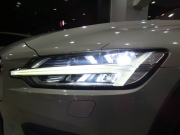 ボルボ V60 V60ｸﾛｽｶﾝﾄﾘｰ T5ﾌﾟﾛ AWD　☆1ｵｰﾅｰ 追ACC･LKA･ LCMA 白革 ﾋｰﾀｰ ﾍﾞﾝﾁﾚｰﾀｰ ﾏｯｻｰｼﾞ機能 ﾀｯﾁｽｸﾘｰﾝHDDﾅﾋﾞTV harman/K 全周囲ｶﾒﾗ ﾍｯﾄﾞｱｯﾌﾟDSP LEDﾗｲﾄ ｵｰﾄﾃｰﾙｹﾞｰﾄ 19AW　2年保証