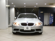 BMW Mシリーズ M3ｾﾀﾞﾝ MDCT Drive logic　☆ﾃﾞｨｰﾗ-記録簿多数 ｺﾝﾌｫA ｸﾞﾚｰ革 ﾋｰﾀｰ iﾄﾞﾗｲﾌﾞﾅﾋﾞ Bｶﾒﾗ PDC ｷｾﾉﾝ 専用ｴｸｽﾃﾘｱ&18AW ☆V8NAｴﾝｼﾞﾝ 420ps　2年保証