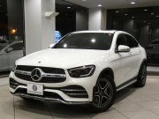 メルセデスベンツ GLCクーペ GLC220d 4MATICｸｰﾍﾟ AMGﾗｲﾝ&ﾚｰﾀﾞｰｾｰﾌﾃｨPKG　後期 ☆黒&赤革 全席ﾋｰﾀｰ ｻﾝﾙｰﾌ MBUX Meｺﾈ 全周囲ｶﾒﾗ PTS ﾜｲﾔﾚｽCH ﾏﾙﾁﾋﾞｰﾑLED ｱﾝﾋﾞｴﾝﾄﾗｲﾄ AMGｽﾀｲﾘﾝｸﾞ&19AW　2年保証