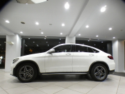 メルセデスベンツ GLCクーペ GLC220d 4MATICｸｰﾍﾟ AMGﾗｲﾝ&ﾚｰﾀﾞｰｾｰﾌﾃｨPKG　後期 ☆黒&赤革 全席ﾋｰﾀｰ ｻﾝﾙｰﾌ MBUX Meｺﾈ 全周囲ｶﾒﾗ PTS ﾜｲﾔﾚｽCH ﾏﾙﾁﾋﾞｰﾑLED ｱﾝﾋﾞｴﾝﾄﾗｲﾄ AMGｽﾀｲﾘﾝｸﾞ&19AW　2年保証
